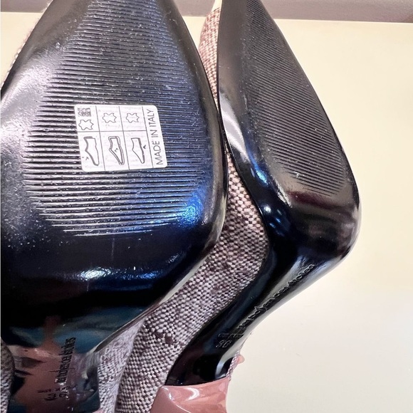 MADE IN ITALY Elegant Brown Heels for a Stylish Statement - Picture 12 of 12